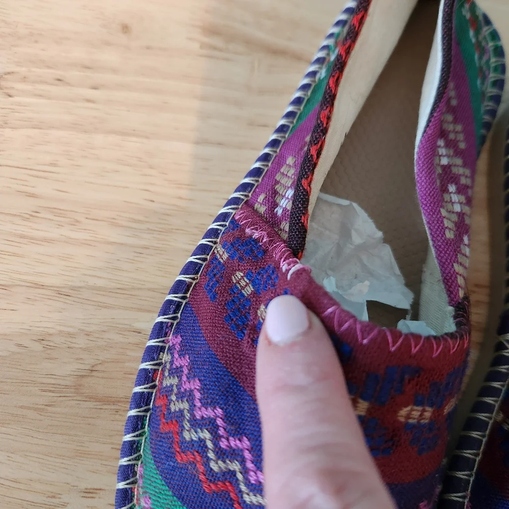 Latinas Colorful Patterned‎ Women's Espadrilles, Size 7